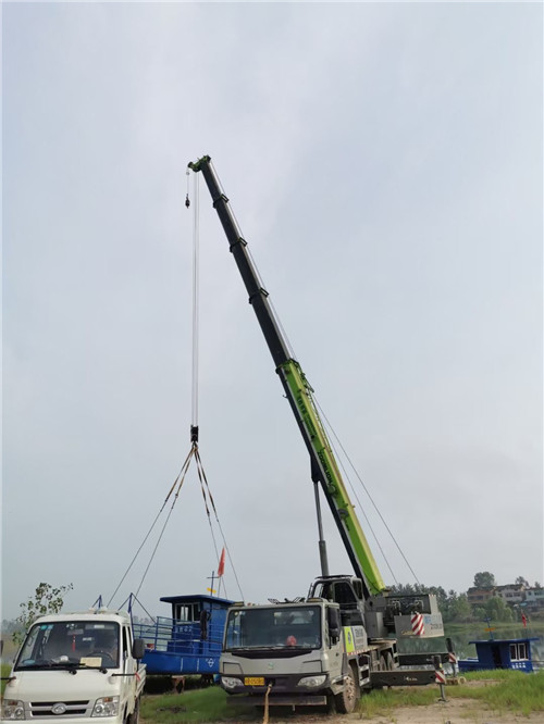 彭水桥梁建设吊装案例